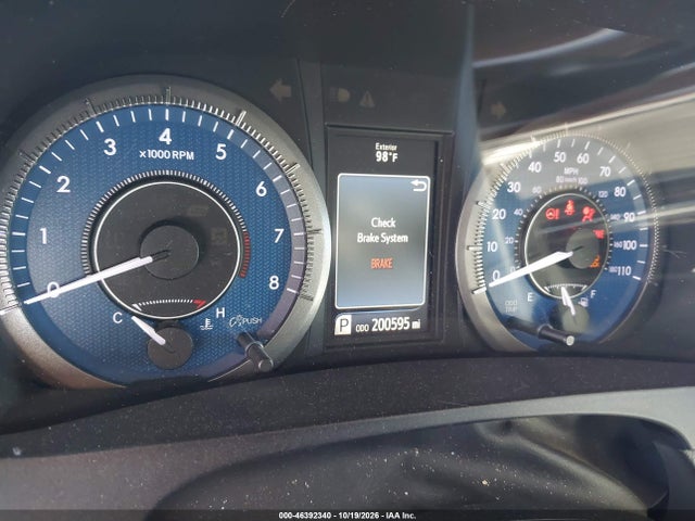 46392340 :رقم المزاد ، 5TDYZ3DC0HS853358 vin ، 2017 Toyota Sienna Limited 7 Passenger مزاد بيع
