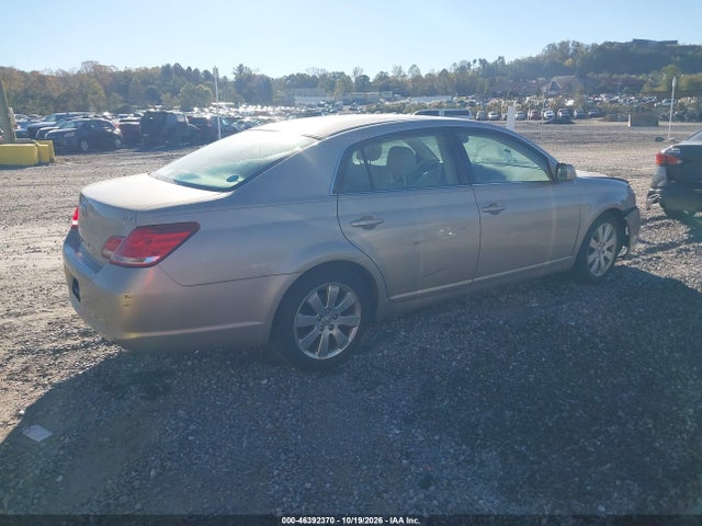 46392370 :رقم المزاد ، 4T1BK36BX7U209855 vin ، 2007 Toyota Avalon Xls مزاد بيع