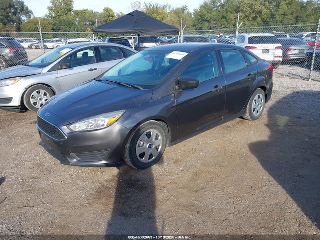 2015 Ford Focus S მანქანა იყიდება აუქციონზე, vin: 1FADP3E21FL357337, აუქციონის ნომერი: 46392663
