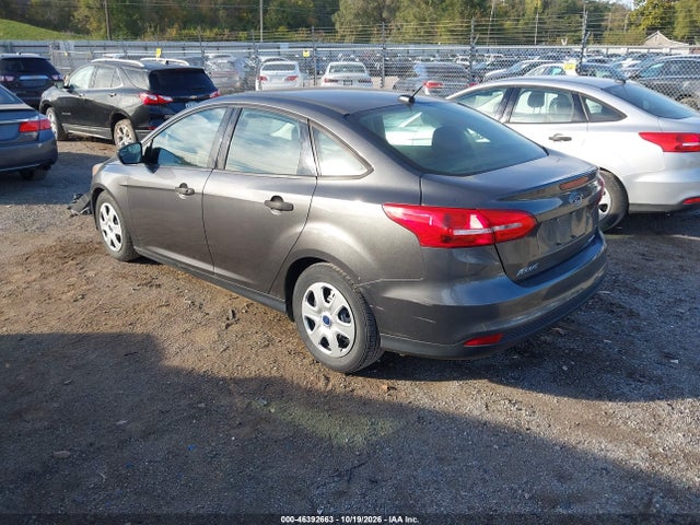 2015 Ford Focus S მანქანა იყიდება აუქციონზე, vin: 1FADP3E21FL357337, აუქციონის ნომერი: 46392663