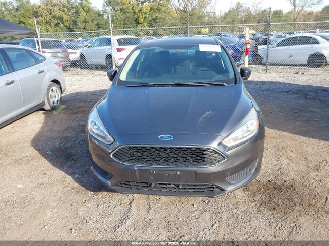 2015 Ford Focus S მანქანა იყიდება აუქციონზე, vin: 1FADP3E21FL357337, აუქციონის ნომერი: 46392663