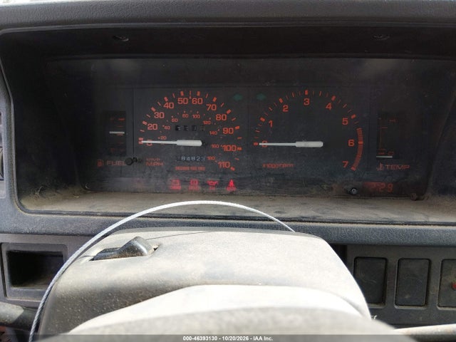 46393130 :رقم المزاد ، JM2UF3142N0278002 vin ، 1992 Mazda B2600 Cab Plus مزاد بيع