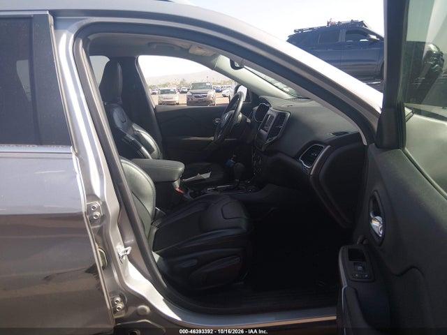 Jeep Cherokee Latitude Plus 4x4 2019 1C4PJMLX6KD351681 Image 5