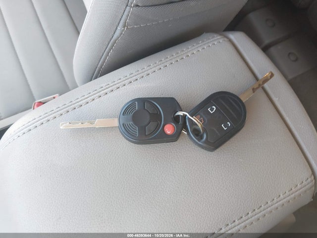 Продажа на аукционе авто 2015 Ford Escape Se, vin: 1FMCU0G96FUA93030, номер лота: 46393644