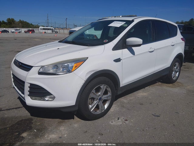 Продажа на аукционе авто 2015 Ford Escape Se, vin: 1FMCU0G96FUA93030, номер лота: 46393644