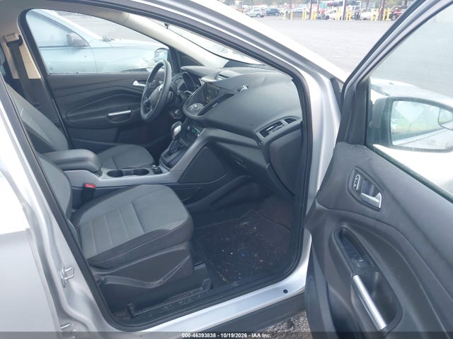 46393838 :رقم المزاد ، 1FMCU0GX8EUD69186 vin ، 2014 Ford Escape Se مزاد بيع