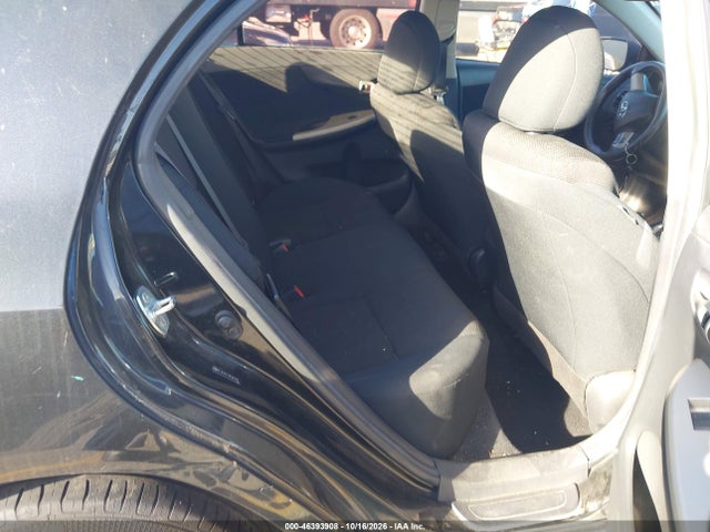 46393908 :رقم المزاد ، 2T1BU4EEXBC661214 vin ، 2011 Toyota Corolla S مزاد بيع