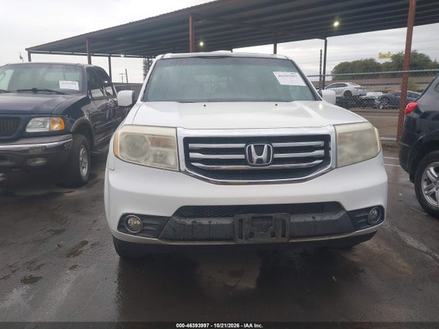 Продажа на аукционе авто 2015 Honda Pilot Ex, vin: 5FNYF3H41FB004756, номер лота: 46393997