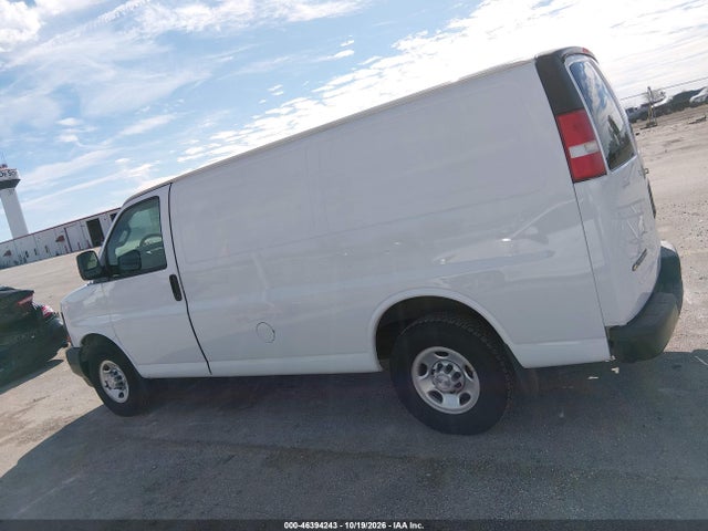 46394243 :رقم المزاد ، 1GCWGAFF7H1187928 vin ، 2017 Chevrolet Express 2500 Work Van مزاد بيع