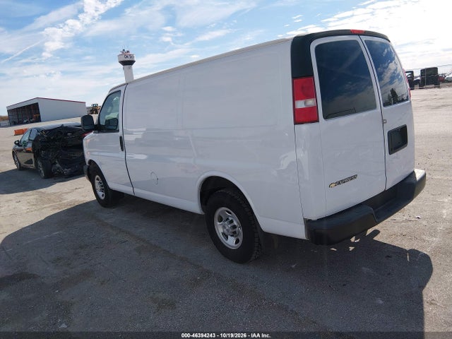 46394243 :رقم المزاد ، 1GCWGAFF7H1187928 vin ، 2017 Chevrolet Express 2500 Work Van مزاد بيع