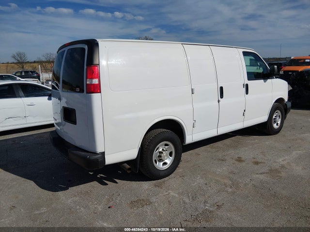 46394243 :رقم المزاد ، 1GCWGAFF7H1187928 vin ، 2017 Chevrolet Express 2500 Work Van مزاد بيع