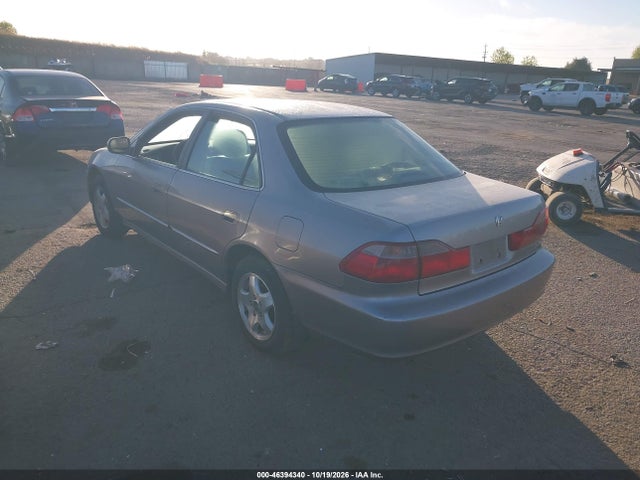 Aukcja sprzedaży 2000 Honda Accord 3.0 Ex, vin: 1HGCG1658YA007092, numer aukcji: 46394340
