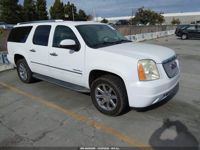 46394369 :رقم المزاد ، 1GKS2MEF2BR353706 vin ، 2011 Gmc Yukon Xl 1500 Denali مزاد بيع