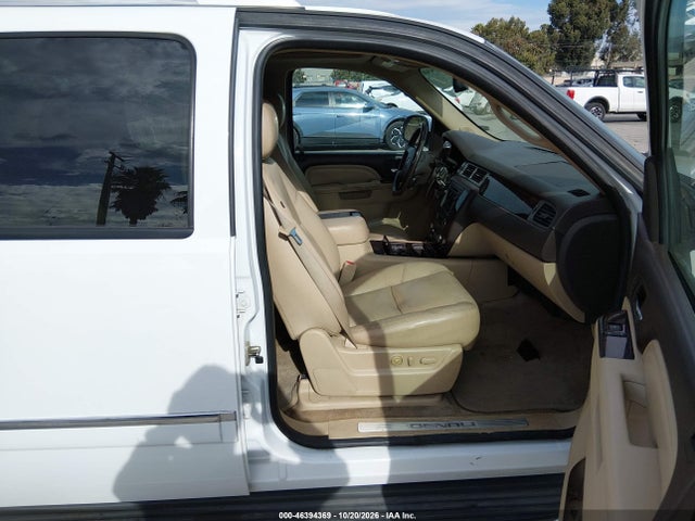 Aukcja sprzedaży 2011 Gmc Yukon Xl 1500 Denali, vin: 1GKS2MEF2BR353706, numer aukcji: 46394369