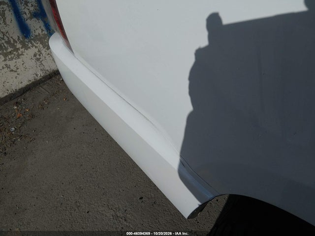 Aukcja sprzedaży 2011 Gmc Yukon Xl 1500 Denali, vin: 1GKS2MEF2BR353706, numer aukcji: 46394369