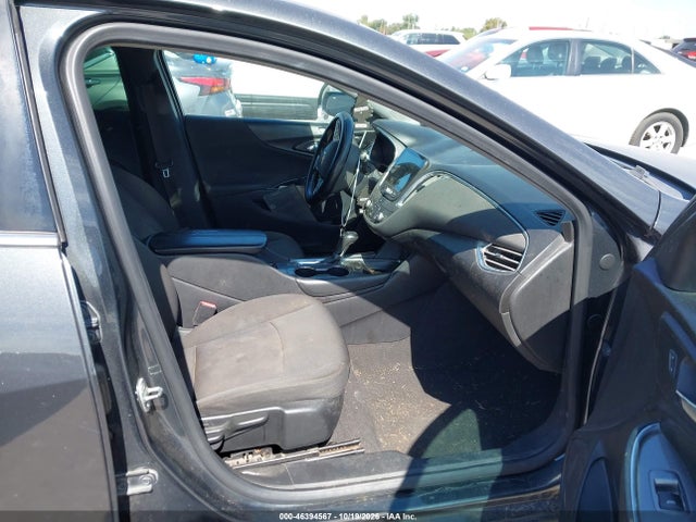 46394567 :رقم المزاد ، 1G1ZD5ST3JF145282 vin ، 2018 Chevrolet Malibu Lt مزاد بيع