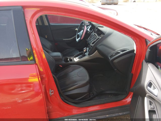46394608 :رقم المزاد ، 1FADP3F25EL225694 vin ، 2014 Ford Focus Se مزاد بيع