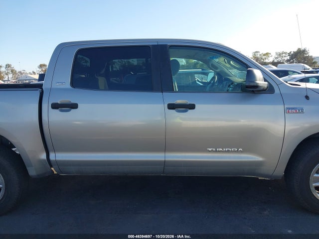 Продажа на аукционе авто 2007 Toyota Tundra Sr5 5.7l V8, vin: 5TBEV54177S469996, номер лота: 46394697