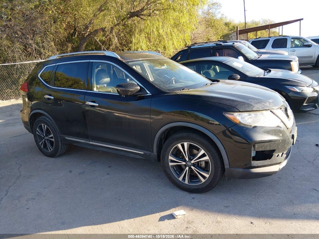 2017 Nissan Rogue Sl მანქანა იყიდება აუქციონზე, vin: JN8AT2MT3HW136888, აუქციონის ნომერი: 46394740