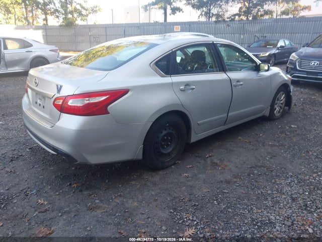 Продажа на аукционе авто 2017 Nissan Altima 2.5 S, vin: 1N4AL3AP7HC123819, номер лота: 46394775