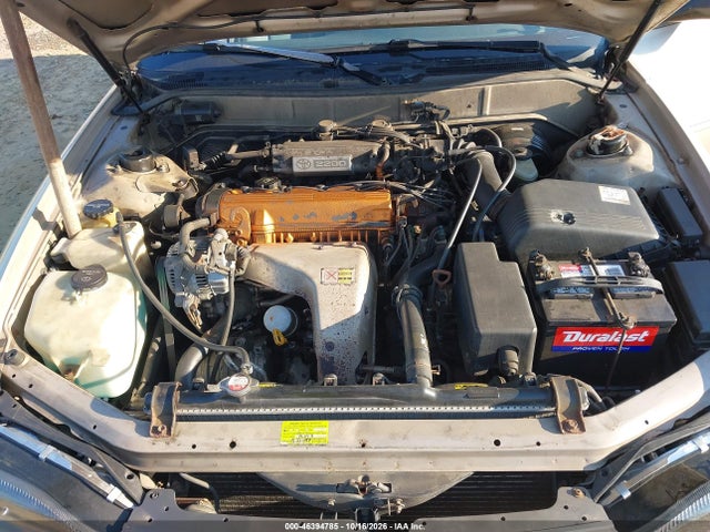 46394785 :رقم المزاد ، 4T1SK12E7NU138356 vin ، 1992 Toyota Camry Le مزاد بيع