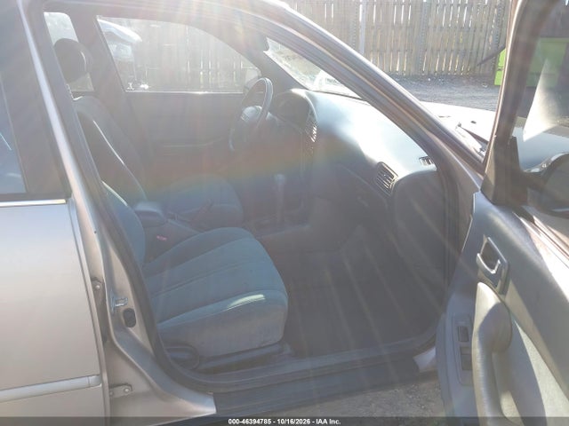 46394785 :رقم المزاد ، 4T1SK12E7NU138356 vin ، 1992 Toyota Camry Le مزاد بيع