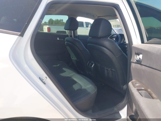 KIA OPTIMA EX 2019 5XXGU4L17KG290835 Image 8
