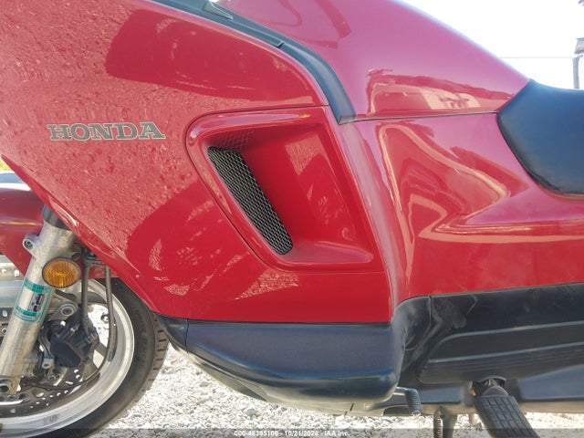 46395106 :رقم المزاد ، JH2RC3405VM500107 vin ، 1997 Honda Pc800 مزاد بيع