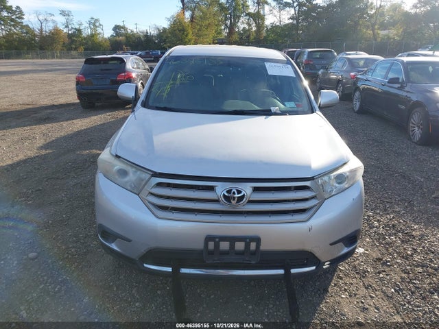 2012 Toyota Highlander Base V6 მანქანა იყიდება აუქციონზე, vin: 5TDBK3EH0CS129778, აუქციონის ნომერი: 46395155