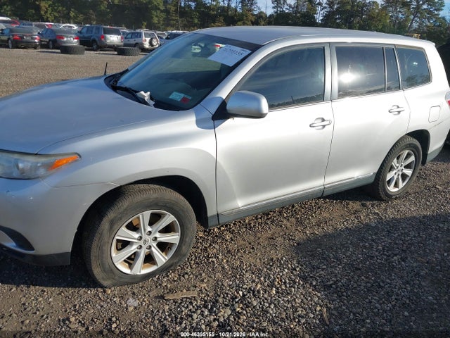 2012 Toyota Highlander Base V6 მანქანა იყიდება აუქციონზე, vin: 5TDBK3EH0CS129778, აუქციონის ნომერი: 46395155