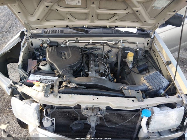 46395309 :رقم المزاد ، 1N6DD26S4YC320133 vin ، 2000 Nissan Frontier Xe مزاد بيع