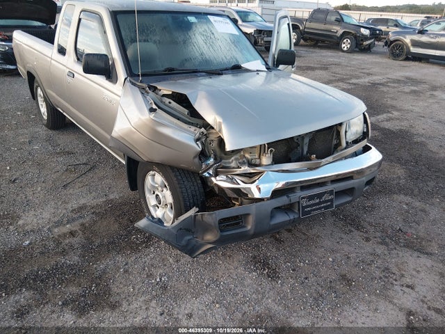 46395309 :رقم المزاد ، 1N6DD26S4YC320133 vin ، 2000 Nissan Frontier Xe مزاد بيع