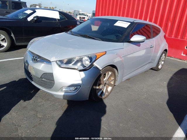 KMHTC6ADXHU308091 Hyundai Veloster
