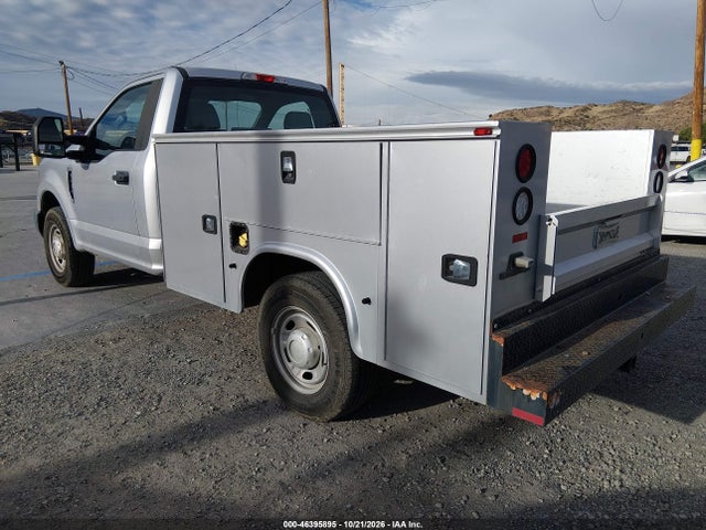 46395895 :رقم المزاد ، 1FDBF2A61HEE09821 vin ، 2017 Ford F-250 Xl مزاد بيع