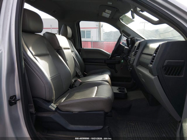 46395895 :رقم المزاد ، 1FDBF2A61HEE09821 vin ، 2017 Ford F-250 Xl مزاد بيع
