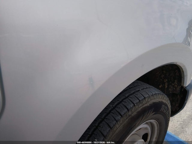 46395895 :رقم المزاد ، 1FDBF2A61HEE09821 vin ، 2017 Ford F-250 Xl مزاد بيع