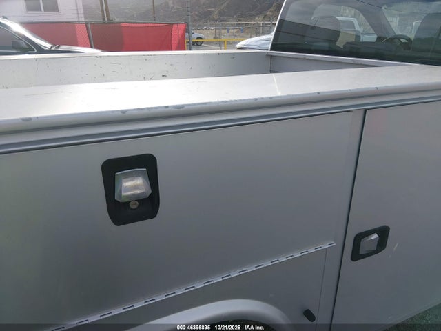 46395895 :رقم المزاد ، 1FDBF2A61HEE09821 vin ، 2017 Ford F-250 Xl مزاد بيع