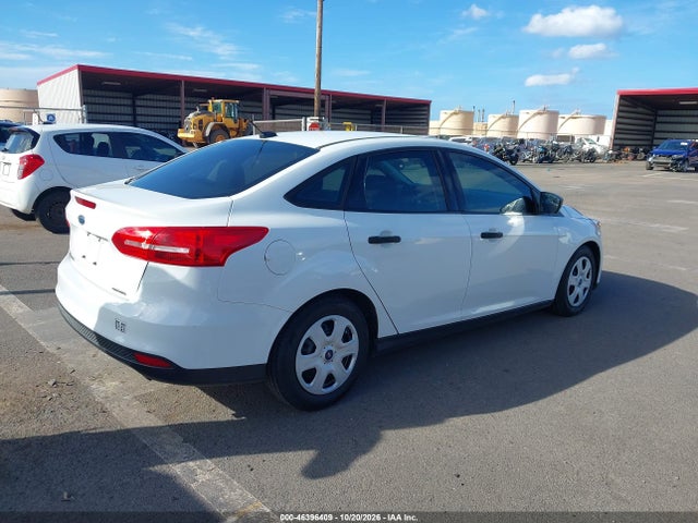 Продажа на аукционе авто 2016 Ford Focus S, vin: 1FADP3E20GL301746, номер лота: 46396409