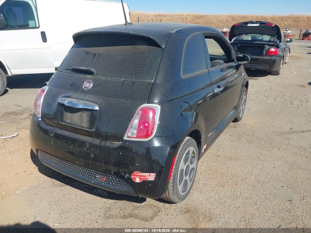 Fiat 500E BATTERY ELECTRIC 2015 3C3CFFGE0FT590135 Image 4