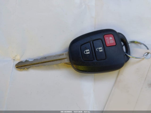 46396985 :رقم المزاد ، 2T3ZFREV0GW296657 vin ، 2016 Toyota Rav4 Le مزاد بيع