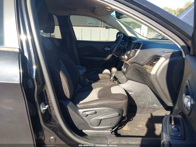 2014 Jeep Cherokee Sport მანქანა იყიდება აუქციონზე, vin: 1C4PJLAB5EW199662, აუქციონის ნომერი: 46397075