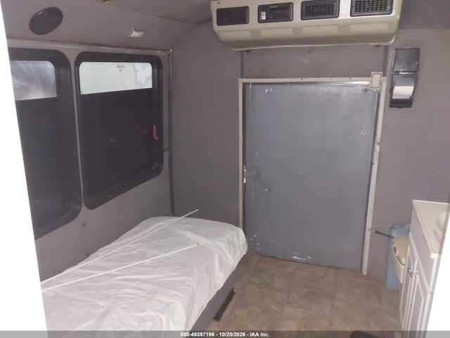 Продажа на аукционе авто 2006 Ford E-450 Cutaway, vin: 1FDXE45P46DB32611, номер лота: 46397196