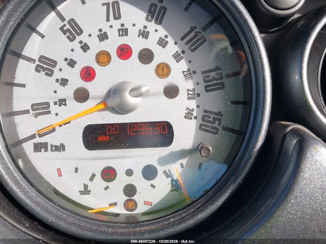 2003 Mini Cooper S მანქანა იყიდება აუქციონზე, vin: WMWRE33493TD67328, აუქციონის ნომერი: 46397226