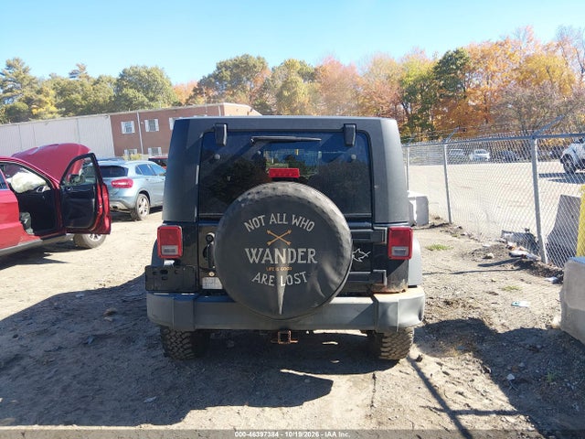 2007 Jeep Wrangler Unlimited Rubicon მანქანა იყიდება აუქციონზე, vin: 1J8GA69127L112729, აუქციონის ნომერი: 46397384