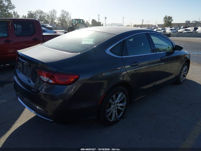 Chrysler 200 Limited 2015 1C3CCCAB8FN636204 Image 4