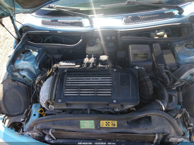 46397561 :رقم المزاد ، WMWRE33555TG98886 vin ، 2005 Mini Cooper S مزاد بيع