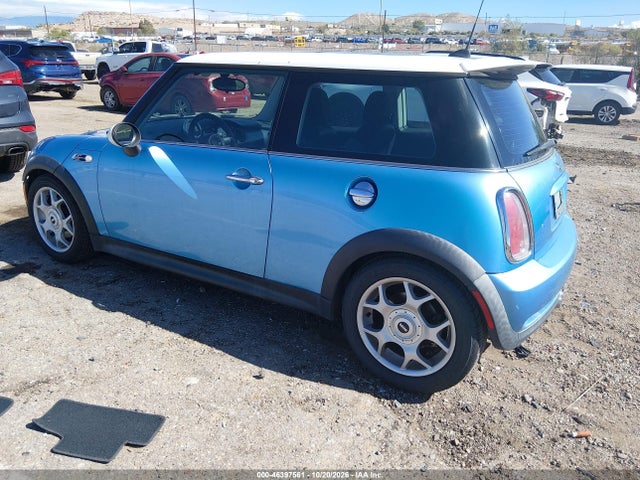 46397561 :رقم المزاد ، WMWRE33555TG98886 vin ، 2005 Mini Cooper S مزاد بيع