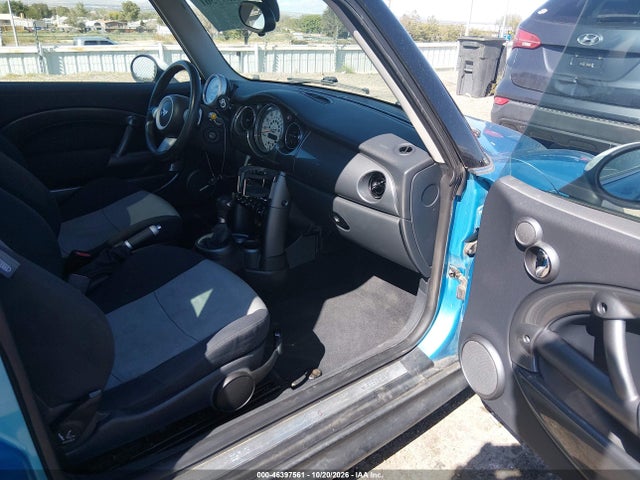 46397561 :رقم المزاد ، WMWRE33555TG98886 vin ، 2005 Mini Cooper S مزاد بيع