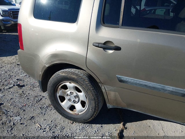 46397635 :رقم المزاد ، 5FNYF3H23BB024273 vin ، 2011 Honda Pilot Lx مزاد بيع