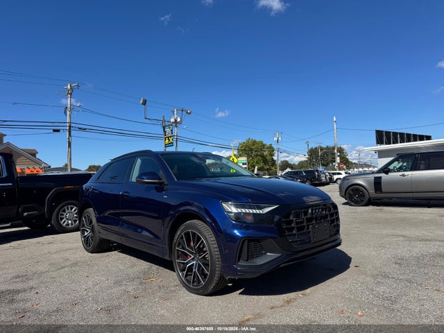 2021 Audi Q8 Prestige 55 Tfsi Quattro Tiptronic მანქანა იყიდება აუქციონზე, vin: WA1FVAF17MD010695, აუქციონის ნომერი: 46397655